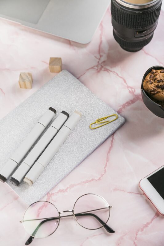 Les accessoires époustouflant pour ajouter une touche professionnelle à votre look en 2025
