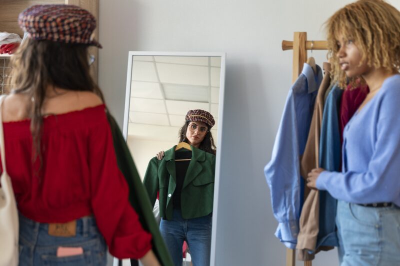 Comment trouver son style vestimentaire et avoir confiance en soi en 2025